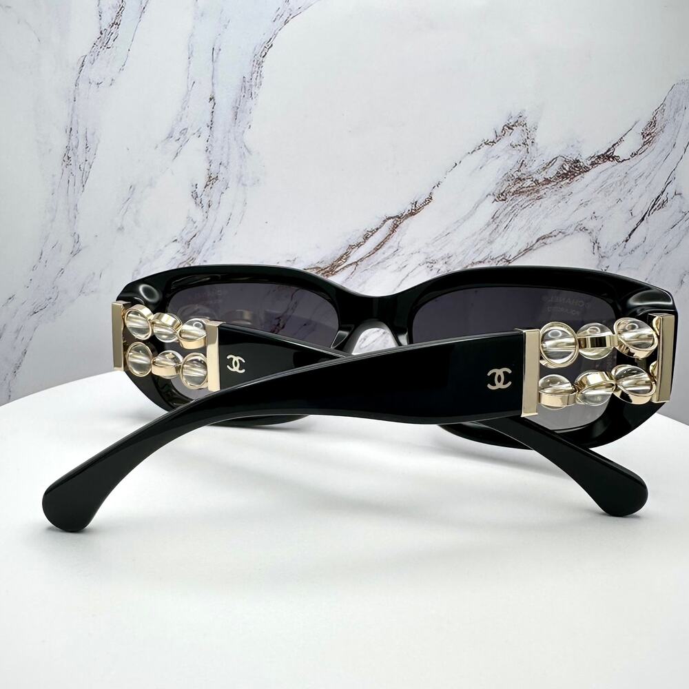 New CHANEL Sunglasses - Picture 8 of 16